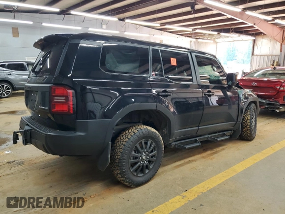 2024 Toyota Land Cruiser z VIN JTEABFAJXRK006314, wystawiony jako Copart lot #57023965 z przebiegiem Nie podano mil oraz Czysty tytuł • Clean title. Historia ofert i sprzedaży dostępna na DreamBid. Obrazek 3.