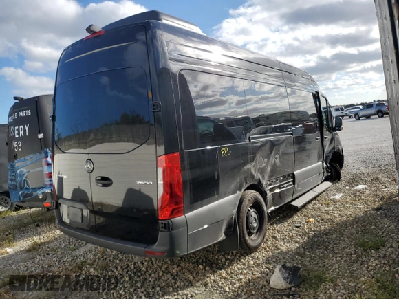 2024 Mercedes-Benz Sprinter Passenger with VIN W1Z4NGHY2RT189162, listed as a Copart auction lot 87842825 with 4,126 mi miles and Salvage Title. Bid and sale history available at carsss.com. Image 3.