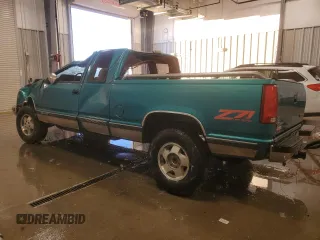 1993 GMC Sierra 1500 z VIN 2GTEK19K8P1562964, wystawiony jako Copart lot #86767744 z przebiegiem 237 615 mil mil oraz Czysty tytuł • Clean title. Historia ofert i sprzedaży dostępna na DreamBid. Obrazek 2.
