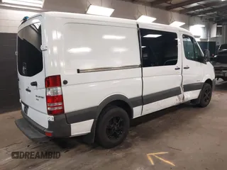 2014 Mercedes-Benz Sprinter Crew with VIN WD4PE7DC4E5865728, listed as a IAAI auction lot 41782214 with 125,193 mi miles. Bid and sale history available at carsss.com. Image 4.