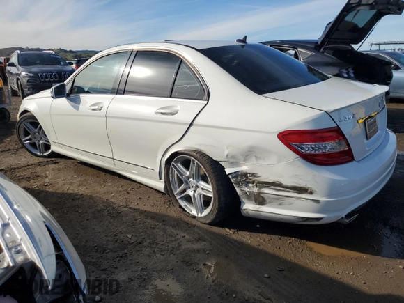 2010 Mercedes-Benz C 350 Sport с VIN WDDGF5GB6AR088816, выставлен на аукционе Copart как лот 86404744 с пробегом 96 571 миль миль и Списание • Salvage title. История ставок и продаж доступна на DreamBid. Изображение 2.