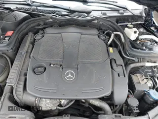 2013 Mercedes-Benz C 300 Sport z VIN WDDGF8AB7DR264500, wystawiony jako IAAI lot #41943477 z przebiegiem 125 547 mil mil oraz . Historia ofert i sprzedaży dostępna na DreamBid. Obrazek 10.