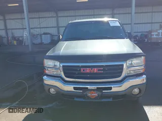 2006 GMC Sierra 1500 SLT with VIN 2GTEK13Z561315535, listed as a IAAI auction lot 41386813 with Not Provided miles and . Bid and sale history available at carsss.com. Image 12.