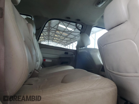 2003 Chevrolet Tahoe LS z VIN 1GNEC13Z53R224384, wystawiony jako Copart lot #54262975 z przebiegiem 244 322 mil mil oraz Szkoda całkowita • Salvage title. Historia ofert i sprzedaży dostępna na DreamBid. Obrazek 10.