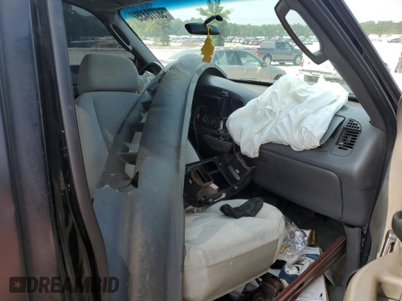 2002 Ford F-150 XL z VIN 1FTRF17252NB52123, wystawiony jako Copart lot #58778435 z przebiegiem Nie podano mil oraz Szkoda całkowita • Salvage title. Historia ofert i sprzedaży dostępna na DreamBid. Obrazek 10.