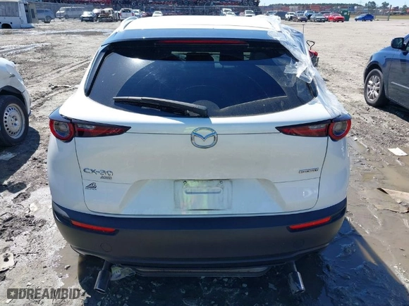 2022 Mazda CX-30 2.5 S Select Package with VIN 3MVDMBBL3NM428172, listed as a IAAI auction lot 41817412 with 21,010 mi miles. Bid and sale history available at carsss.com. Image 16.
