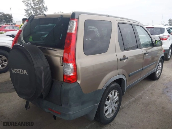 2006 Honda CR-V EX with VIN JHLRD78836C027802, listed as a IAAI auction lot 42055491 with 147,805 mi miles. Bid and sale history available at carsss.com. Image 4.