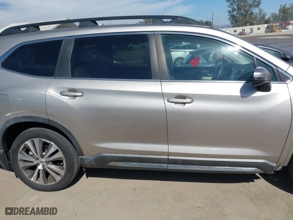 2020 Subaru Ascent Limited with VIN 4S4WMAPD0L3450484, listed as a IAAI auction lot 42019072 with 14,919 mi miles. Bid and sale history available at carsss.com. Image 14.