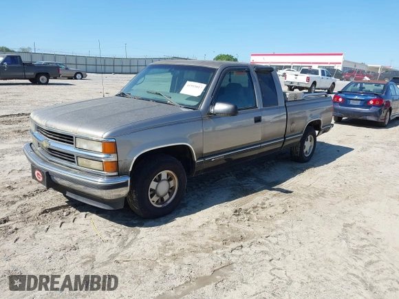 1998 Chevrolet Silverado 1500 with VIN 2GCEC19R7W1191255, listed as a IAAI auction lot 41993017 with 175,742 mi miles and . Bid and sale history available at DreamBid. Image 2.