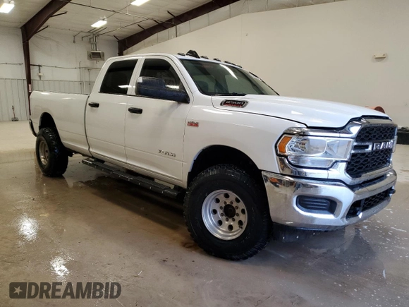 2020 Ram 2500 Tradesman with VIN 3C6UR5HJ2LG142990, listed as a Copart auction lot 85016044 with 231,205 mi miles and Clean Title. Bid and sale history available at carsss.com. Image 4.