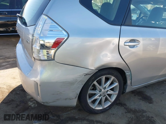 2014 Toyota Prius Two z VIN JTDZN3EU9EJ006869, wystawiony jako IAAI lot #41760598 z przebiegiem 137 514 mil mil oraz . Historia ofert i sprzedaży dostępna na DreamBid. Obrazek 6.