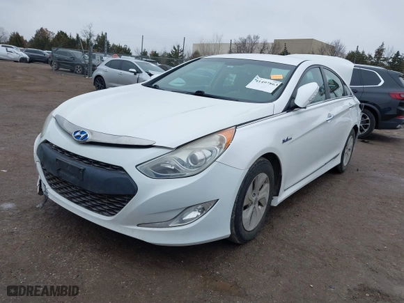 2015 Hyundai Sonata Hybrid Limited with VIN KMHEC4A44FA132151, listed as a IAAI auction lot 41497863 with 88,778 mi miles. Bid and sale history available at carsss.com. Image 2.