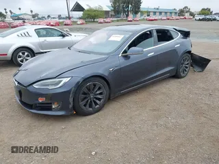 2020 Tesla Model S Long Range with VIN 5YJSA1E29LF363957, listed as a IAAI auction lot 42402667 with 45,058 mi miles and . Bid and sale history available at DreamBid. Image 19.