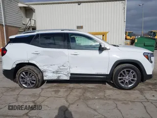 2023 GMC Terrain SLT with VIN 3GKALVEG1PL186230, listed as a IAAI auction lot 41479357 with 36,173 mi miles and . Bid and sale history available at carsss.com. Image 14.