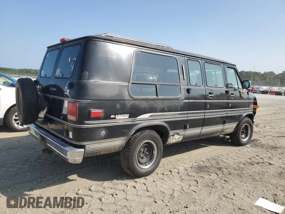 1994 Chevrolet Chevy Van z VIN 1GBEG25K3RF178166, wystawiony jako Copart lot #69173594 z przebiegiem 143 577 mil mil oraz Szkody całkowita. Historia ofert i sprzedaży dostępna na DreamBid. Obrazek 3.