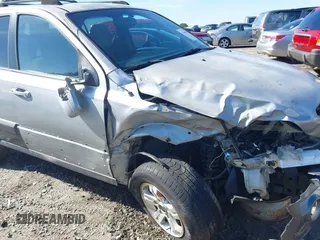 2003 Kia Sorento LX z VIN KNDJC733535052094, wystawiony jako IAAI lot #41461001 z przebiegiem 168 996 mil mil oraz . Historia ofert i sprzedaży dostępna na DreamBid. Obrazek 18.