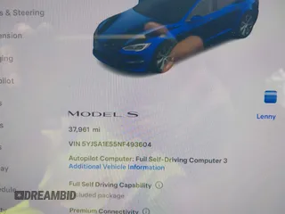 2022 Tesla Model S z VIN 5YJSA1E55NF493604, wystawiony jako IAAI lot #42503731 z przebiegiem 37 961 mil mil oraz . Historia ofert i sprzedaży dostępna na DreamBid. Obrazek 7.