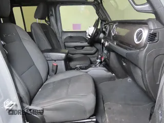 2020 Jeep Gladiator Overland z VIN 1C6HJTFG5LL169558, wystawiony jako Copart lot #60276825 z przebiegiem 102 866 mil mil oraz Czysty tytuł • Clean title. Historia ofert i sprzedaży dostępna na DreamBid. Obrazek 5.