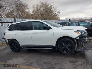 2017 Nissan Pathfinder S with VIN 5N1DR2MM6HC660212, listed as a IAAI auction lot 41905628 with 123,669 mi miles. Bid and sale history available at carsss.com. Image 14.