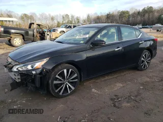 2019 Nissan Altima 2.5 Platinum with VIN 1N4BL4FW0KC205506, listed as a Copart auction lot 44940555 with 64,038 mi miles and Salvage Title. Bid and sale history available at carsss.com. Image 1.