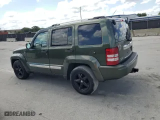 2009 Jeep Liberty Limited with VIN 1J8GN58K09W511911, listed as a Copart auction lot 53951935 with 174,927 mi miles and Clean Title. Bid and sale history available at carsss.com. Image 2.