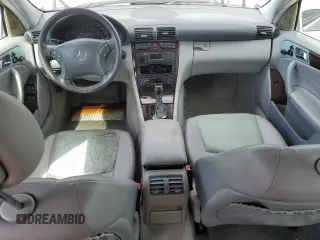 2004 Mercedes-Benz C 320 with VIN WDBRF64J94F458584, listed as a Copart auction lot 71086584 with 112,052 mi miles and Salvage Title. Bid and sale history available at DreamBid. Image 8.
