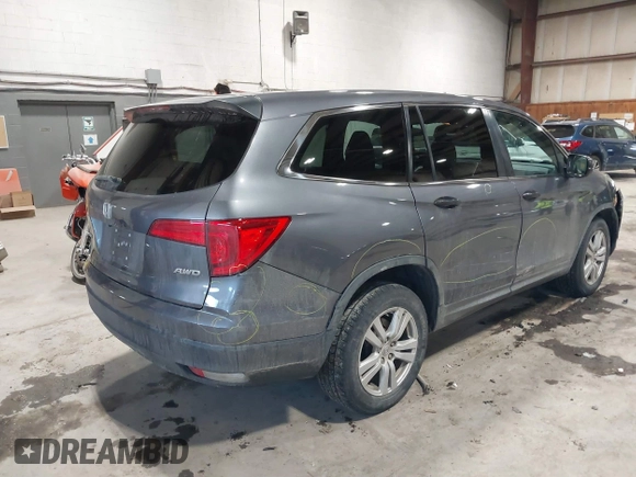 2016 Honda Pilot LX with VIN 5FNYF6H1XGB111488, listed as a IAAI auction lot 41581706 with 100,028 mi miles. Bid and sale history available at carsss.com. Image 4.