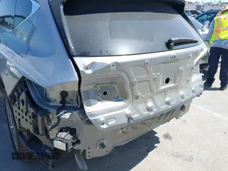 2025 Genesis GV80 z VIN KMUHBESB6SU220535, wystawiony jako IAAI lot #41967009 z przebiegiem 18 484 mil mil oraz . Historia ofert i sprzedaży dostępna na DreamBid. Obrazek 6.