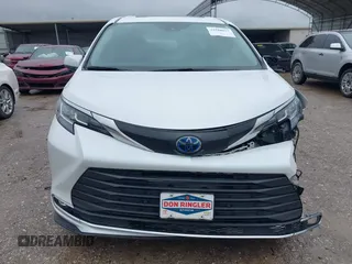 2023 Toyota Sienna XLE с VIN 5TDYRKEC9PS155998, выставлен на аукционе IAAI как лот 41888627 с пробегом 58 167 миль миль и . История ставок и продаж доступна на DreamBid. Изображение 12.