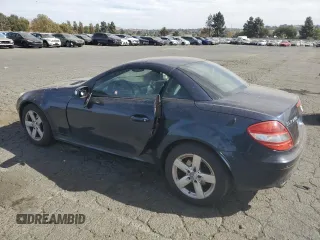 2006 Mercedes-Benz SLK-Class 3.0L with VIN WDBWK54F96F110307, listed as a Copart auction lot 75330744 with 136,680 mi miles and Clean Title. Bid and sale history available at carsss.com. Image 2.