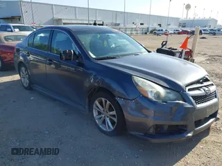 2013 Subaru Legacy Limited z VIN 4S3BMBK66D3037777, wystawiony jako IAAI lot #41984589 z przebiegiem 210 925 mil mil oraz . Historia ofert i sprzedaży dostępna na DreamBid. Obrazek 1.