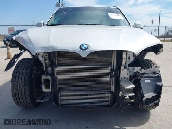 2016 BMW X5 xDrive40e with VIN 5UXKT0C51G0S76171, listed as a IAAI auction lot 41586244 with 85,517 mi miles and . Bid and sale history available at DreamBid. Image 6.