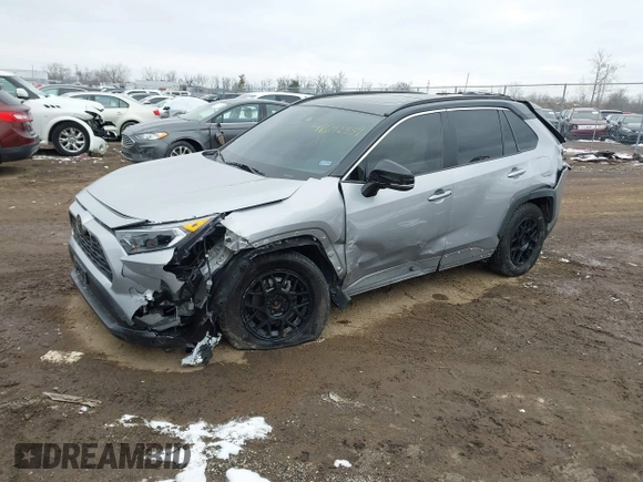 2019 Toyota RAV4 XLE with VIN 2T3W1RFV0KW007088, listed as a IAAI auction lot 41642339 with 60,567 mi miles. Bid and sale history available at carsss.com. Image 18.