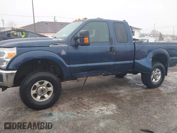 2016 Ford Super Duty F-250 SRW XLT with VIN 1FT7X2B61GEB47125, listed as a IAAI auction lot 41473078 with 185,112 mi miles. Bid and sale history available at carsss.com. Image 6.