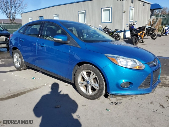 2013 Ford Focus SE with VIN 1FADP3F2XDL104853, listed as a Copart auction lot 80204444 with 76,439 mi miles and Salvage Title. Bid and sale history available at carsss.com. Image 4.