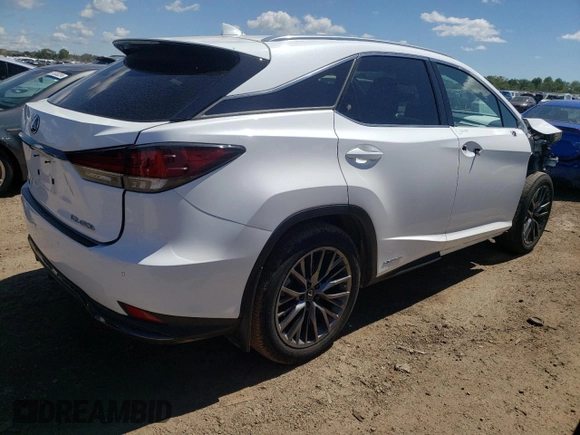 2021 Lexus RX with VIN 2T2YGMDA8MC070118, listed as a Copart auction lot 61523344 with 22,803 mi miles and Salvage Title. Bid and sale history available at carsss.com. Image 3.