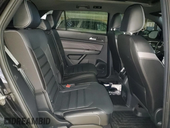 2021 Volkswagen Atlas SEL Premium R-Line with VIN 1V2FE2CA9MC232921, listed as a Copart auction lot 83993304 with 48,077 mi miles and Salvage title. Bid and sale history available at DreamBid. Image 12.