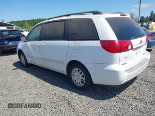2007 Toyota Sienna CE z VIN 5TDZK23C67S012339, wystawiony jako IAAI lot #42360190 z przebiegiem 207 316 mil mil oraz . Historia ofert i sprzedaży dostępna na DreamBid. Obrazek 3.