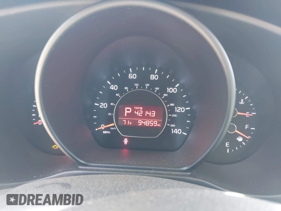 2016 Kia Soul + z VIN KNDJP3A56G7275580, wystawiony jako IAAI lot #41840328 z przebiegiem 94 859 mil mil oraz . Historia ofert i sprzedaży dostępna na DreamBid. Obrazek 7.