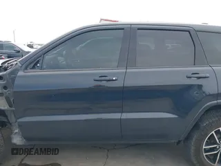 2017 Jeep Grand Cherokee Trailhawk with VIN 1C4RJFLG4HC843628, listed as a IAAI auction lot 42053878 with 83,551 mi miles and . Bid and sale history available at DreamBid. Image 15.