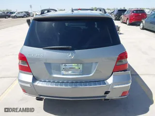 2011 Mercedes-Benz GLK-Class GLK 350 with VIN WDCGG5GB5BF598255, listed as a IAAI auction lot 41803467 with 104,264 mi miles. Bid and sale history available at carsss.com. Image 16.