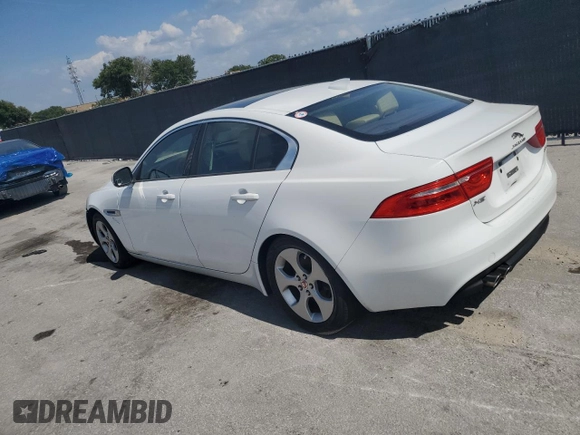 2017 Jaguar XE 20d z VIN SAJAR4BN9HA977316, wystawiony jako Copart lot #58179145 z przebiegiem 84 384 mil mil oraz Tytuł czysty. Historia ofert i sprzedaży dostępna na DreamBid. Obrazek 2.