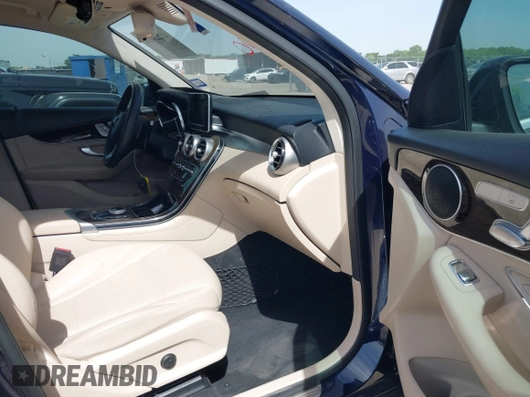 2019 Mercedes-Benz GLC 300 with VIN WDC0G4JBXKV170515, listed as a IAAI auction lot 42228820 with 73,391 mi miles and . Bid and sale history available at DreamBid. Image 5.