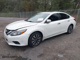 2017 Nissan Altima 2.5 SR with VIN 1N4AL3AP7HC120659, listed as a IAAI auction lot 40816224 with 131,721 mi miles. Bid and sale history available at carsss.com. Image 17.