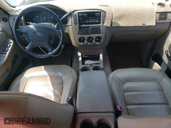 2005 Ford Explorer XLT с VIN 1FMZU73K15ZA16160, выставлен на аукционе Copart как лот 63665895 с пробегом 214 810 миль миль и Списание • Salvage title. История ставок и продаж доступна на DreamBid. Изображение 8.