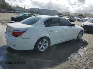 2008 BMW 5 Series 528i with VIN WBANU53538C111924, listed as a Copart auction lot 49463335 with 121,059 mi miles and Salvage Title. Bid and sale history available at carsss.com. Image 3.