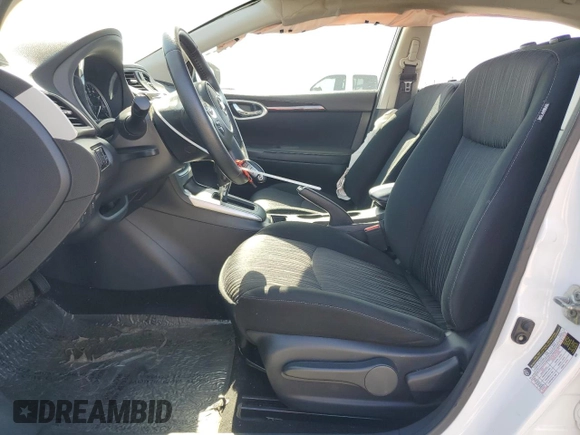 2019 Nissan Sentra SV z VIN 3N1AB7AP1KY313153, wystawiony jako Copart lot #53393725 z przebiegiem 53 203 mil mil oraz Szkoda całkowita • Salvage title. Historia ofert i sprzedaży dostępna na DreamBid. Obrazek 7.