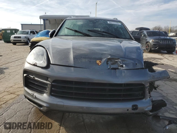 2021 Porsche Cayenne with VIN WP1AA2AY2MDA01617, listed as a Copart auction lot 44711725 with 38,663 mi miles and Salvage title. Bid and sale history available at DreamBid. Image 5.