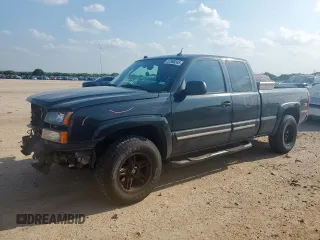2005 Chevrolet Silverado 1500 Z71 z VIN 2GCEK19B451362189, wystawiony jako Copart lot #57590345 z przebiegiem 190 967 mil mil oraz Szkoda całkowita • Salvage title. Historia ofert i sprzedaży dostępna na DreamBid. Obrazek 1.