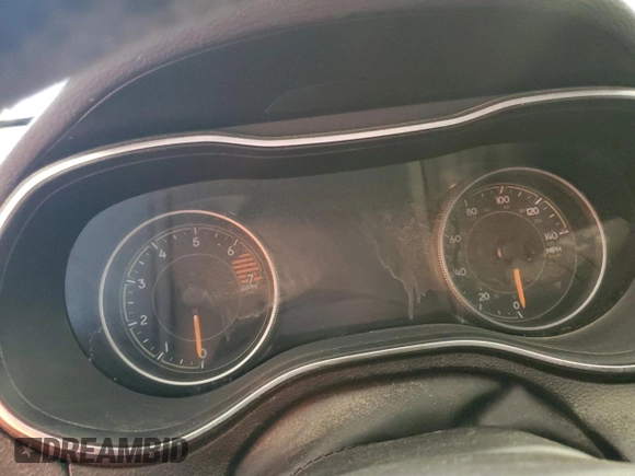 2020 Jeep Cherokee Limited with VIN 1C4PJLDB2LD502823, listed as a Copart auction lot 52770695 with 0 mi miles and Salvage Title. Bid and sale history available at carsss.com. Image 9.
